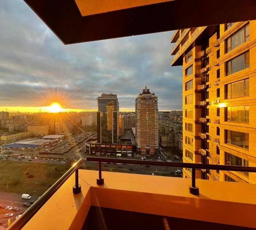 1 Room 60M2 Center Of Obolon Near River Side. 11 Floor Киев Экстерьер фото